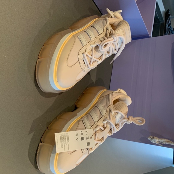 Ivy Park x Adidas Super Sleek - Picture 6 of 8